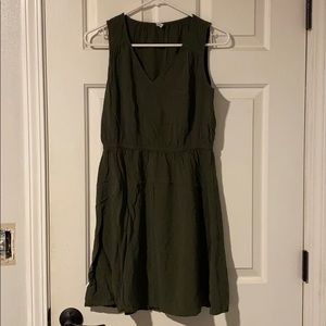 Women’s Old Navy waist defined dress